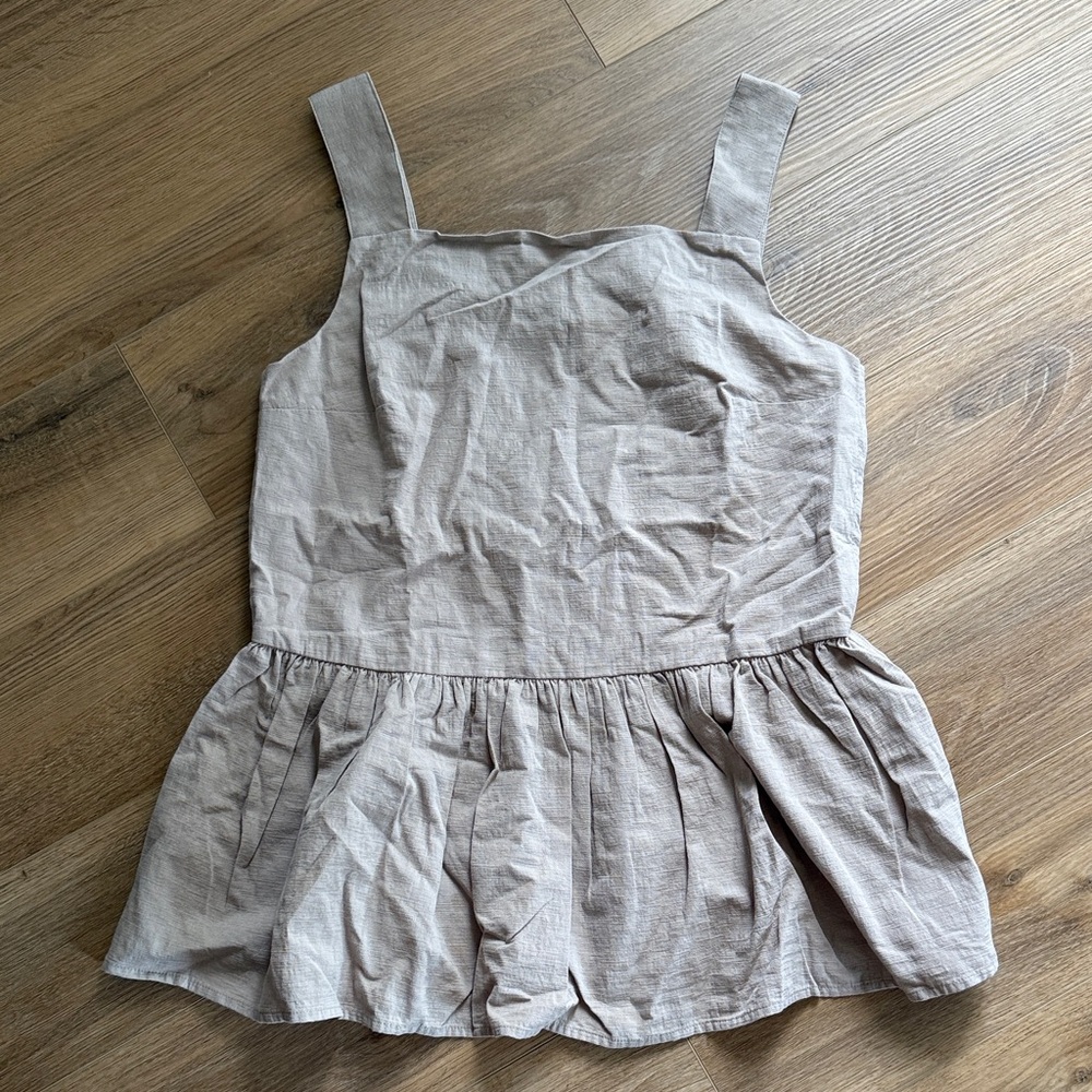 Tie back tank NWT